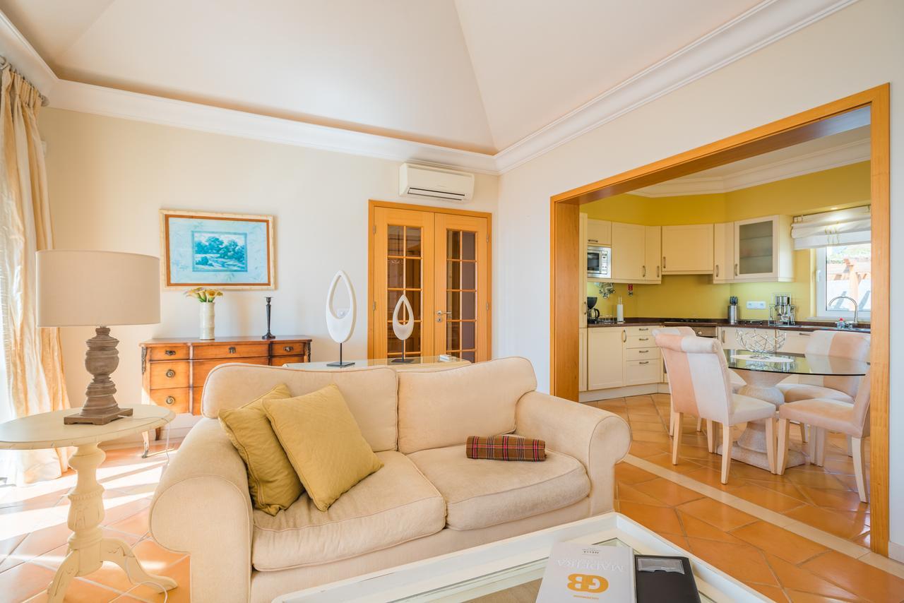 Luxury One Bedroom Palheiro Village By Hr Madeira ฟุงชาล ภายนอก รูปภาพ